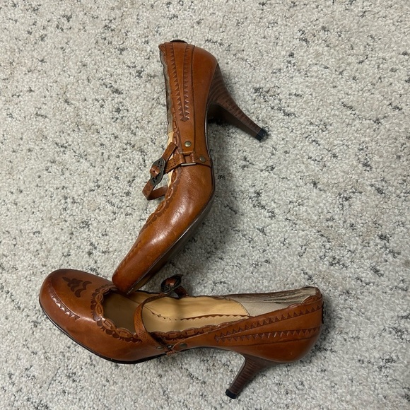 Ash 7.5 (38 EU) mint condition Brown Heels with Vintage-Inspired Design - Picture 2 of 15